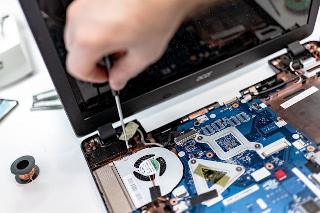 best laptop repair shop